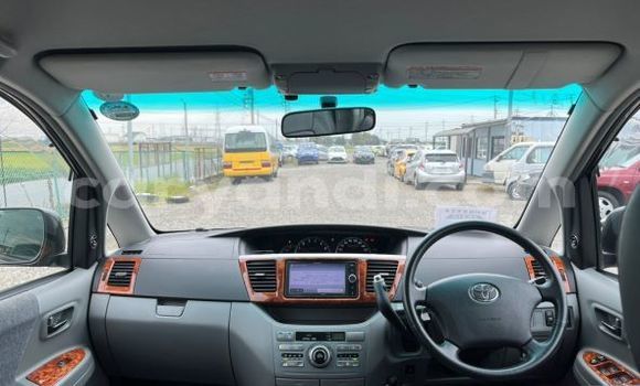 Tenga Tsaru Toyota Noah Nhema Mota in Livingstone in Zambia Tenga Tsaru Toyota Noah Nhema Mota in Livingstone in Zambia