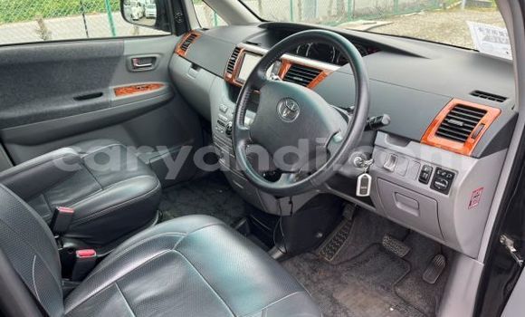 Tenga Tsaru Toyota Noah Nhema Mota in Livingstone in Zambia Tenga Tsaru Toyota Noah Nhema Mota in Livingstone in Zambia