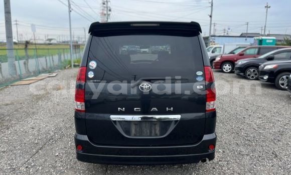 Tenga Tsaru Toyota Noah Nhema Mota in Livingstone in Zambia Tenga Tsaru Toyota Noah Nhema Mota in Livingstone in Zambia