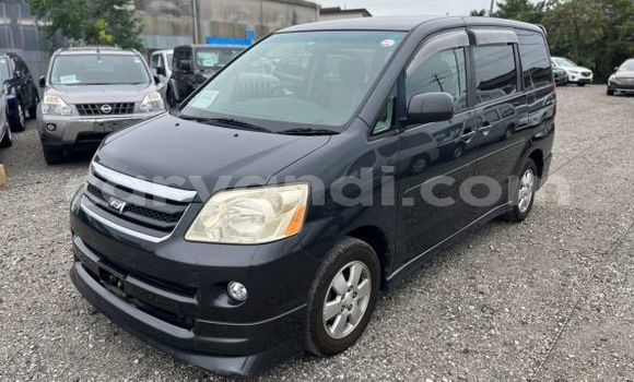 Tenga Tsaru Toyota Noah Nhema Mota in Livingstone in Zambia Tenga Tsaru Toyota Noah Nhema Mota in Livingstone in Zambia