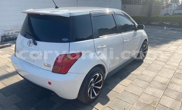 Buy Used Toyota IST White Car in Lusaka in Zambia Buy Used Toyota IST White Car in Lusaka in Zambia