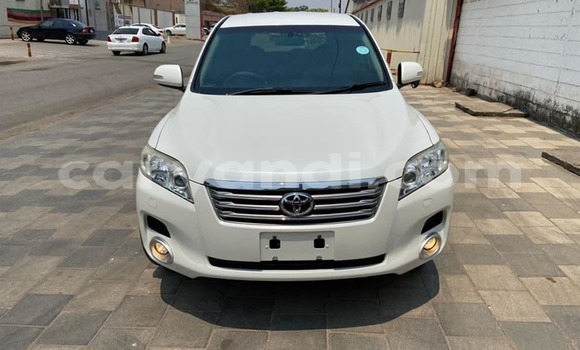 Nunua Ilio tumika Toyota Vanguard Nyeupe Gari ndani ya Lusaka nchini Zambia Nunua Ilio tumika Toyota Vanguard Nyeupe Gari ndani ya Lusaka nchini Zambia