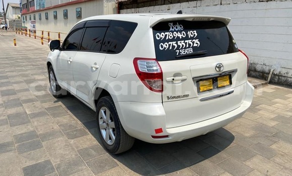 Buy Used Toyota Vanguard White Car in Lusaka in Zambia Buy Used Toyota Vanguard White Car in Lusaka in Zambia