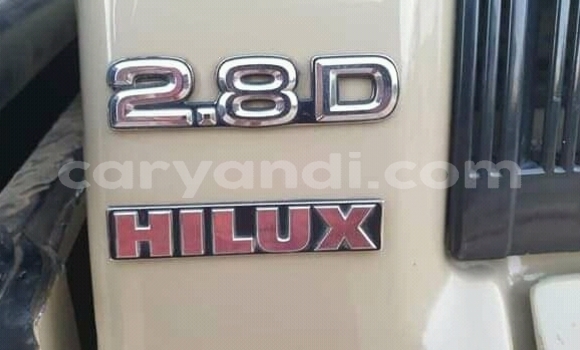Acheter Occasion Voiture Toyota Hilux Beige à Isoka, Nord Acheter Occasion Voiture Toyota Hilux Beige à Isoka, Nord