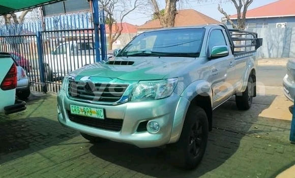 Acheter Occasion Voiture Toyota Hilux Gris à Isoka, Nord