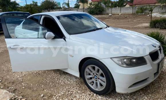 Acheter Occasion Voiture BMW 3–Series Blanc à Lusaka, Zambie Acheter Occasion Voiture BMW 3–Series Blanc à Lusaka, Zambie