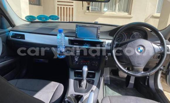 Acheter Occasion Voiture BMW 3–Series Blanc à Lusaka, Zambie Acheter Occasion Voiture BMW 3–Series Blanc à Lusaka, Zambie