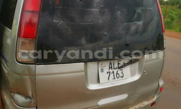 Acheter Occasion Voiture Toyota Noah Gris à Lusaka, Zambie Acheter Occasion Voiture Toyota Noah Gris à Lusaka, Zambie