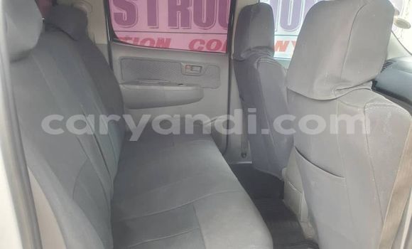 Acheter Occasion Voiture Toyota Hilux Blanc à Lusaka, Zambie Acheter Occasion Voiture Toyota Hilux Blanc à Lusaka, Zambie
