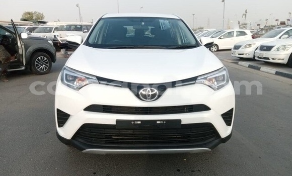 Buy Used Toyota RAV4 White Car in Lusaka in Zambia Buy Used Toyota RAV4 White Car in Lusaka in Zambia