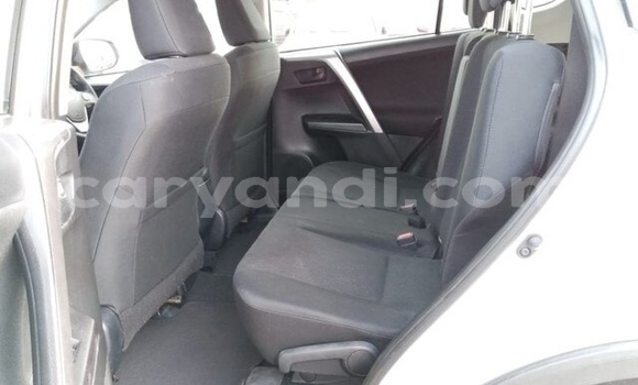 Buy Used Toyota RAV4 White Car in Lusaka in Zambia Buy Used Toyota RAV4 White Car in Lusaka in Zambia