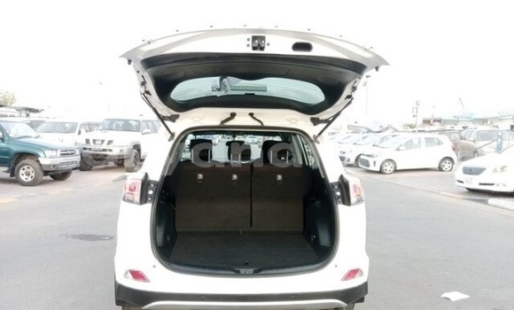 Buy Used Toyota RAV4 White Car in Lusaka in Zambia Buy Used Toyota RAV4 White Car in Lusaka in Zambia