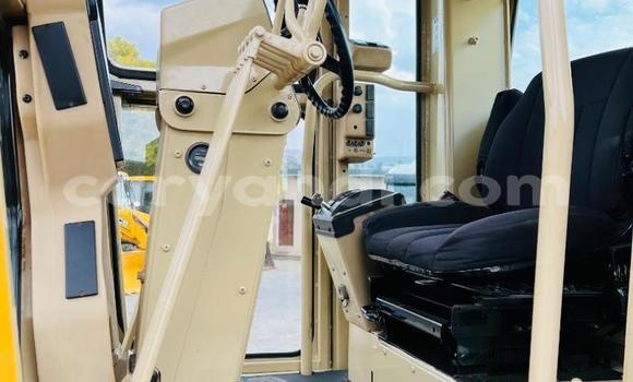 Acheter Occasion Utilitaire Caterpillar 120 Beige à Lusaka, Zambie Acheter Occasion Utilitaire Caterpillar 120 Beige à Lusaka, Zambie