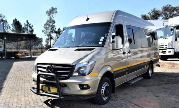 Acheter Occasion Utilitaire Mercedes–Benz Sprinter Beige à Lusaka, Zambie Acheter Occasion Utilitaire Mercedes–Benz Sprinter Beige à Lusaka, Zambie