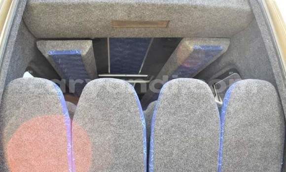 Acheter Occasion Utilitaire Mercedes–Benz Sprinter Beige à Lusaka, Zambie Acheter Occasion Utilitaire Mercedes–Benz Sprinter Beige à Lusaka, Zambie