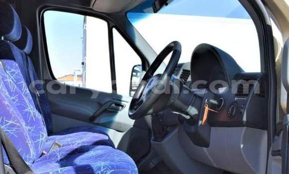 Acheter Occasion Utilitaire Mercedes–Benz Sprinter Beige à Lusaka, Zambie Acheter Occasion Utilitaire Mercedes–Benz Sprinter Beige à Lusaka, Zambie
