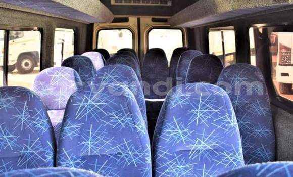 Acheter Occasion Utilitaire Mercedes–Benz Sprinter Beige à Lusaka, Zambie Acheter Occasion Utilitaire Mercedes–Benz Sprinter Beige à Lusaka, Zambie