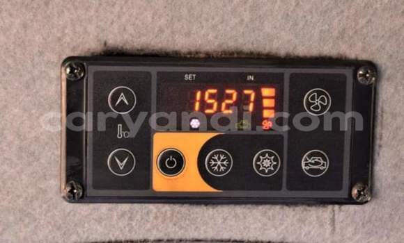 Acheter Occasion Utilitaire Mercedes–Benz Sprinter Beige à Lusaka, Zambie Acheter Occasion Utilitaire Mercedes–Benz Sprinter Beige à Lusaka, Zambie