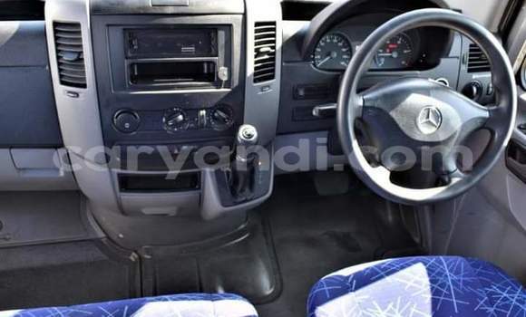 Acheter Occasion Utilitaire Mercedes–Benz Sprinter Beige à Lusaka, Zambie Acheter Occasion Utilitaire Mercedes–Benz Sprinter Beige à Lusaka, Zambie