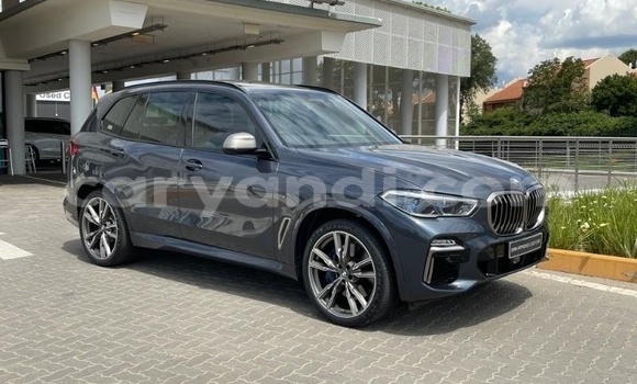 Acheter Occasion Voiture BMW X5 M Gris à Lusaka, Zambie Acheter Occasion Voiture BMW X5 M Gris à Lusaka, Zambie