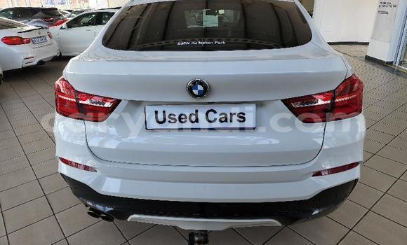 Acheter Occasion Voiture BMW X4 Blanc à Lusaka, Zambie Acheter Occasion Voiture BMW X4 Blanc à Lusaka, Zambie