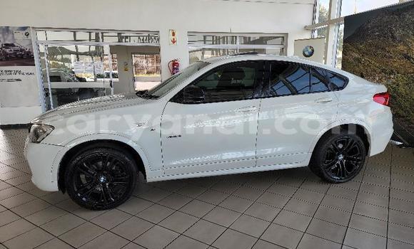 Acheter Occasion Voiture BMW X4 Blanc à Lusaka, Zambie Acheter Occasion Voiture BMW X4 Blanc à Lusaka, Zambie