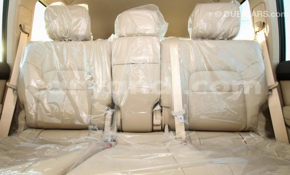 Tenga Imported Toyota Land Cruiser Nhema Mota in Import - Dubai in Zambia Tenga Imported Toyota Land Cruiser Nhema Mota in Import - Dubai in Zambia