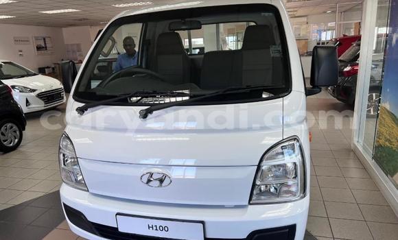 Buy Used Hyundai H1 White Car in Lusaka in Zambia Buy Used Hyundai H1 White Car in Lusaka in Zambia