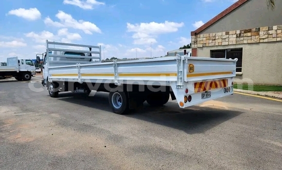 Acheter Occasion Utilitaire Nissan UD Blanc à Isoka, Nord Acheter Occasion Utilitaire Nissan UD Blanc à Isoka, Nord