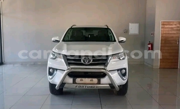Tenga Tsaru Toyota Fortuner Chena Mota in Isoka in Northern