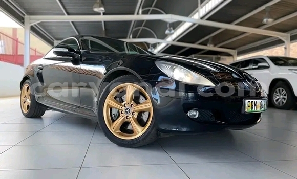 Acheter Occasion Voiture Mercedes‒Benz SLK–Class Noir à Isoka, Nord Acheter Occasion Voiture Mercedes‒Benz SLK–Class Noir à Isoka, Nord