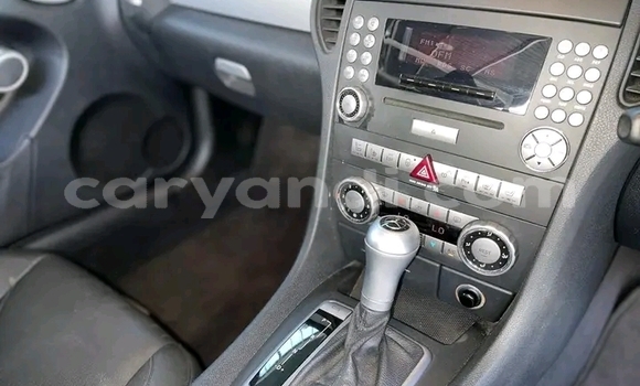 Acheter Occasion Voiture Mercedes‒Benz SLK–Class Noir à Isoka, Nord Acheter Occasion Voiture Mercedes‒Benz SLK–Class Noir à Isoka, Nord