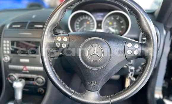 Acheter Occasion Voiture Mercedes‒Benz SLK–Class Noir à Isoka, Nord Acheter Occasion Voiture Mercedes‒Benz SLK–Class Noir à Isoka, Nord