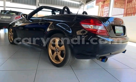 Acheter Occasion Voiture Mercedes‒Benz SLK–Class Noir à Isoka, Nord Acheter Occasion Voiture Mercedes‒Benz SLK–Class Noir à Isoka, Nord