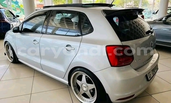 Acheter Occasion Voiture Volkswagen Polo Gris à Lusaka, Zambie Acheter Occasion Voiture Volkswagen Polo Gris à Lusaka, Zambie