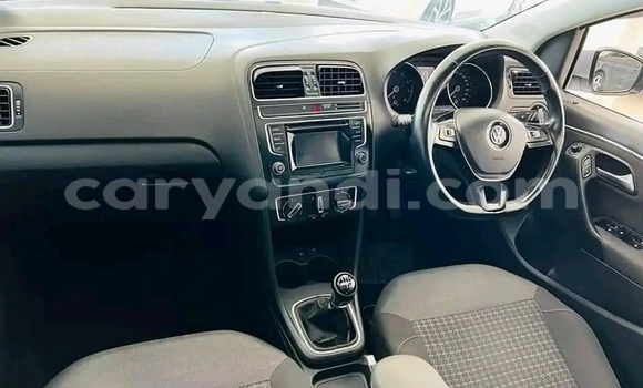 Acheter Occasion Voiture Volkswagen Polo Gris à Lusaka, Zambie Acheter Occasion Voiture Volkswagen Polo Gris à Lusaka, Zambie