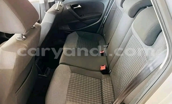 Acheter Occasion Voiture Volkswagen Polo Gris à Lusaka, Zambie Acheter Occasion Voiture Volkswagen Polo Gris à Lusaka, Zambie