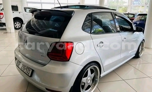 Acheter Occasion Voiture Volkswagen Polo Gris à Lusaka, Zambie Acheter Occasion Voiture Volkswagen Polo Gris à Lusaka, Zambie