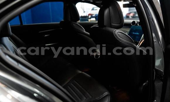 Tenga Tsaru Mercedes-Benz C-Classe Sirivha Mota in Lusaka in Zambia Tenga Tsaru Mercedes-Benz C-Classe Sirivha Mota in Lusaka in Zambia