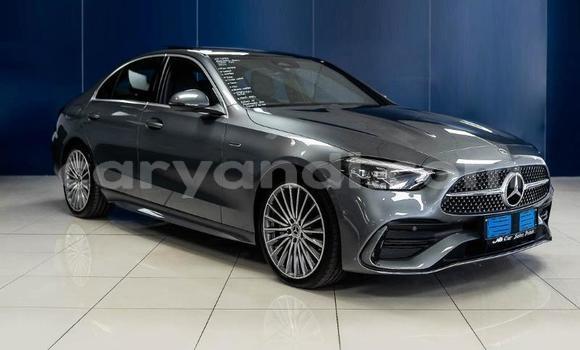 Tenga Tsaru Mercedes-Benz C-Classe Sirivha Mota in Lusaka in Zambia Tenga Tsaru Mercedes-Benz C-Classe Sirivha Mota in Lusaka in Zambia