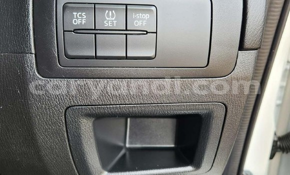 Acheter Occasion Voiture Mazda CX-5 Blanc à Zambèze, Nord-Ouest Acheter Occasion Voiture Mazda CX-5 Blanc à Zambèze, Nord-Ouest