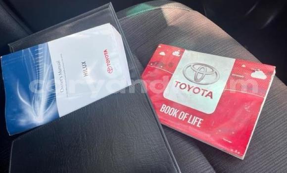 Nunua Ilio tumika Toyota Hilux Nyeupe Gari ndani ya Livingstone nchini Zambia Nunua Ilio tumika Toyota Hilux Nyeupe Gari ndani ya Livingstone nchini Zambia