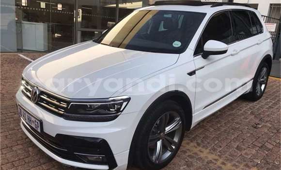 Buy Used Volkswagen Tiguan White Car in Livingstone in Zambia