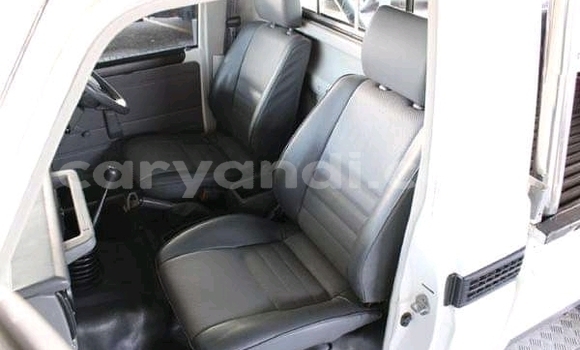 Buy Used Toyota Land Cruiser White Car in Lusaka in Zambia Buy Used Toyota Land Cruiser White Car in Lusaka in Zambia