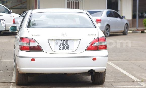 Acheter Occasion Voiture Toyota Brevis Blanc à Chingola, Zambie Acheter Occasion Voiture Toyota Brevis Blanc à Chingola, Zambie