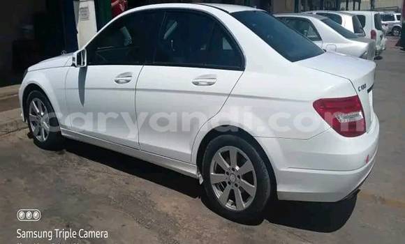 Buy Used Mercedes‒Benz C–Class White Car in Chingola in Zambia