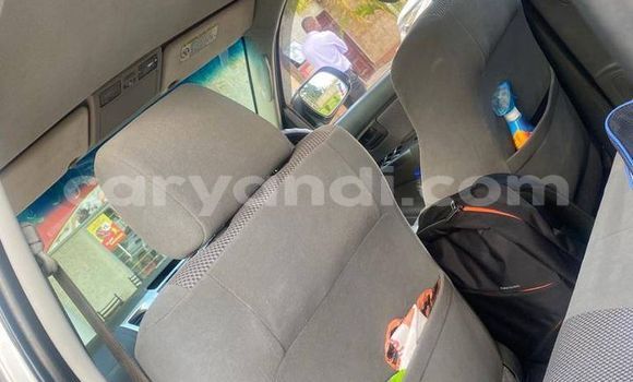 Acheter Occasion Voiture Toyota Hilux Gris à Chingola, Zambie Acheter Occasion Voiture Toyota Hilux Gris à Chingola, Zambie