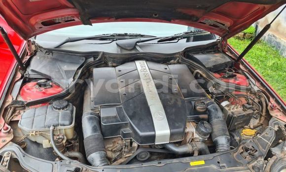 Acheter Occasion Voiture Mercedes‒Benz C–Class Rouge à Chingola, Zambie Acheter Occasion Voiture Mercedes‒Benz C–Class Rouge à Chingola, Zambie