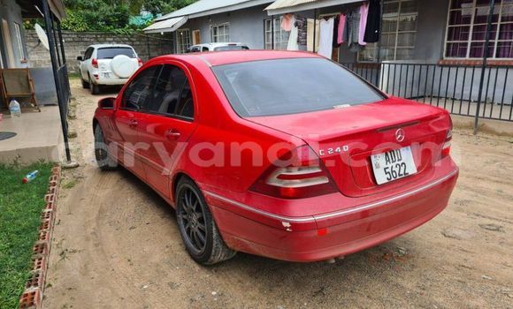 Acheter Occasion Voiture Mercedes‒Benz C–Class Rouge à Chingola, Zambie Acheter Occasion Voiture Mercedes‒Benz C–Class Rouge à Chingola, Zambie