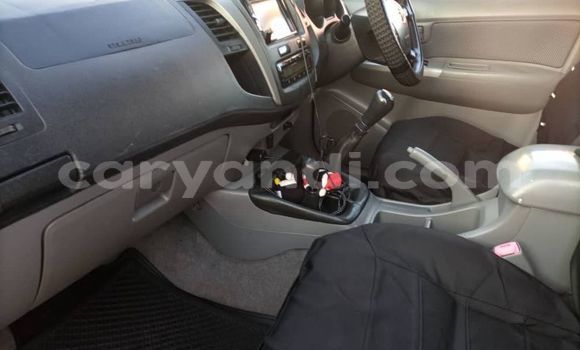 Acheter Occasion Voiture Toyota Hilux Marron à Chingola, Zambie Acheter Occasion Voiture Toyota Hilux Marron à Chingola, Zambie